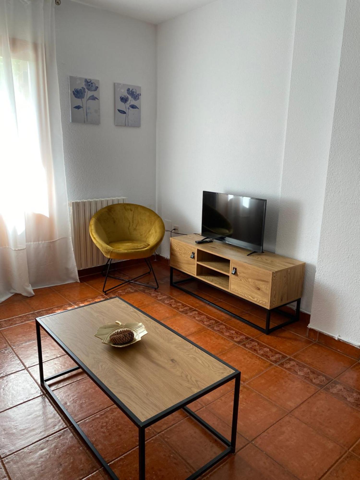 El Estudio De Buenavista Biescas  Extérieur photo